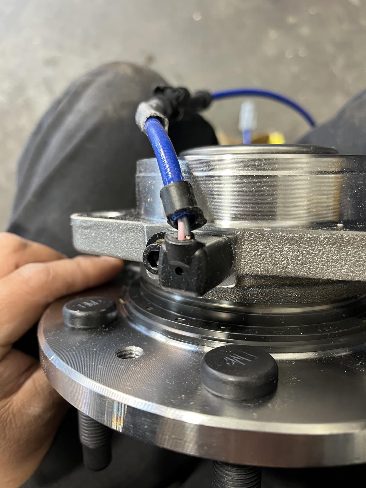 DRiV MOOG Wheel Bearing & Hub Assembly - 515036 customer photo 2