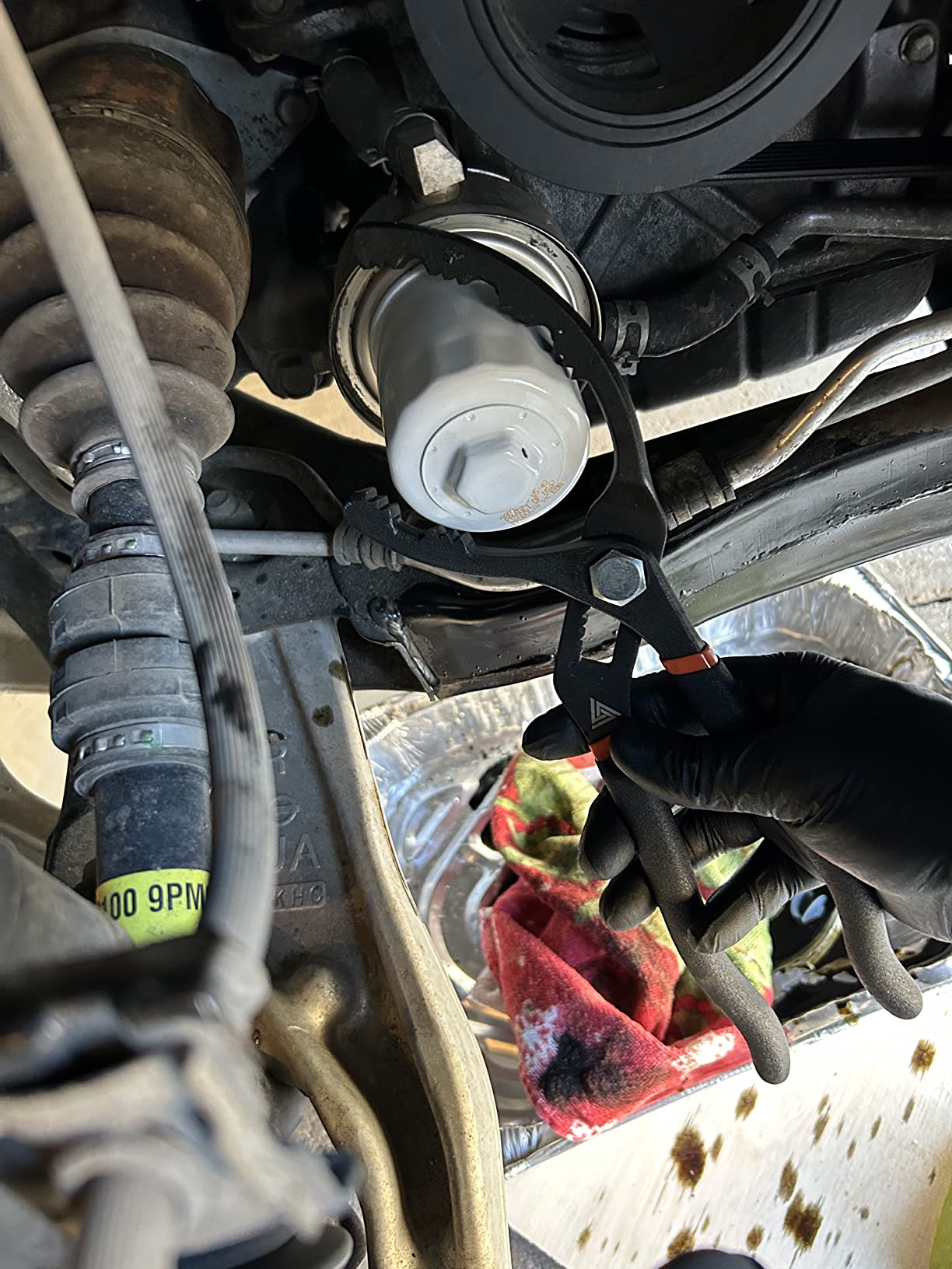 K&N Oil Filter: 20,000 Mile Engine Protection with Wrench Off Nut, HP-1008 | Compatible with Select INFINITI/MAZDA/NISSAN/SUBARU customer photo 1
