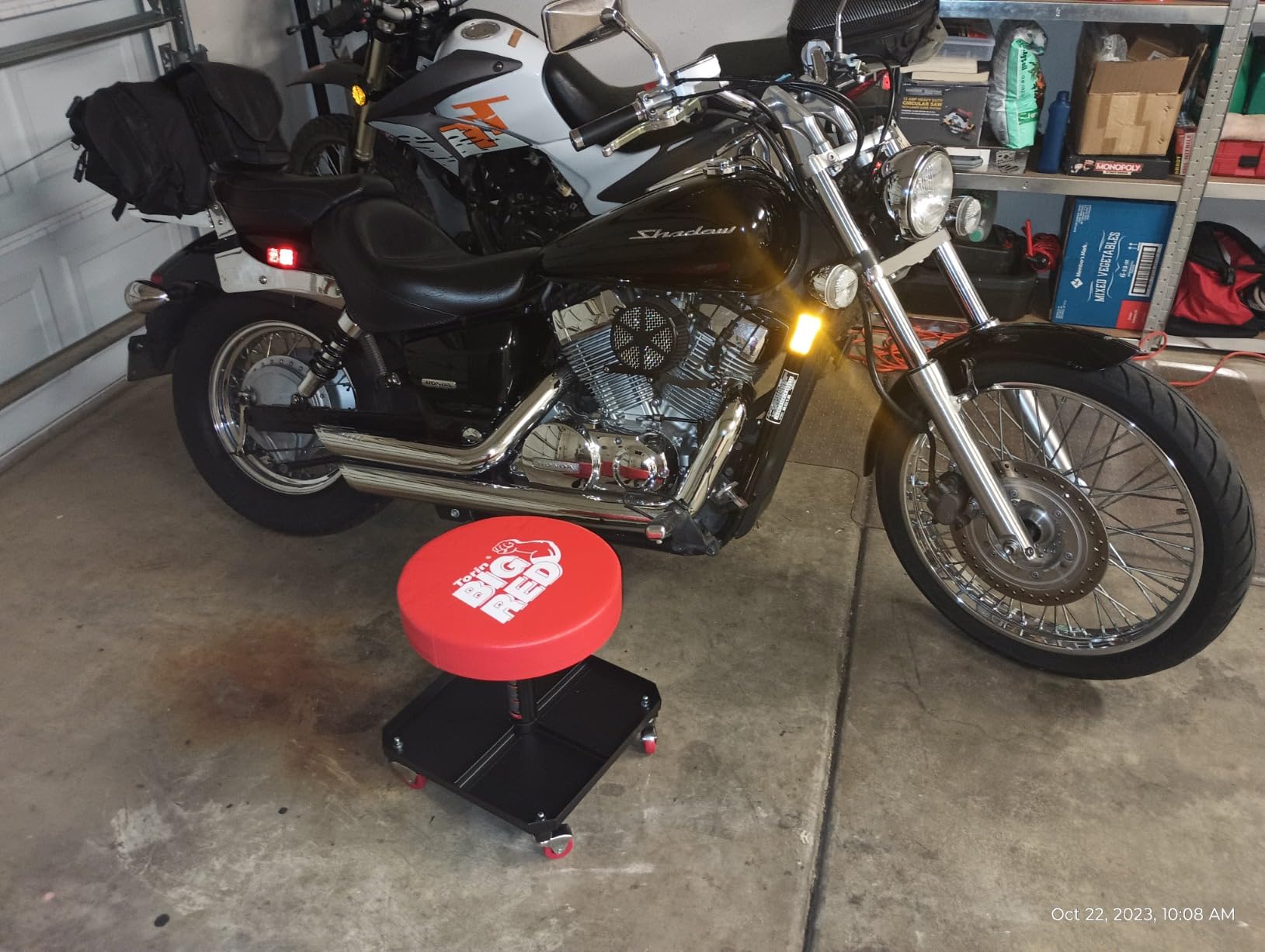 BIG RED TR6350 Torin Rolling Pneumatic Creeper Garage/Shop Seat: Padded Adjustable Mechanic Stool with Tool Tray Storage, Red Large customer photo 1