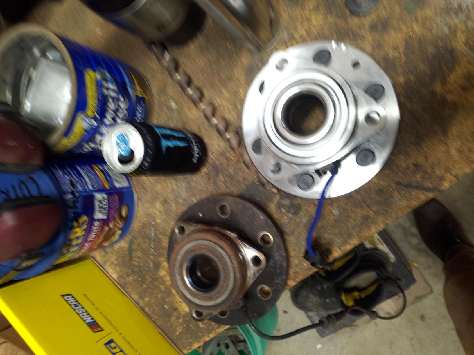 MOOG Front Wheel Bearing & Hub Assembly - Replacement Part for Chevrolet Truck customer photo 2