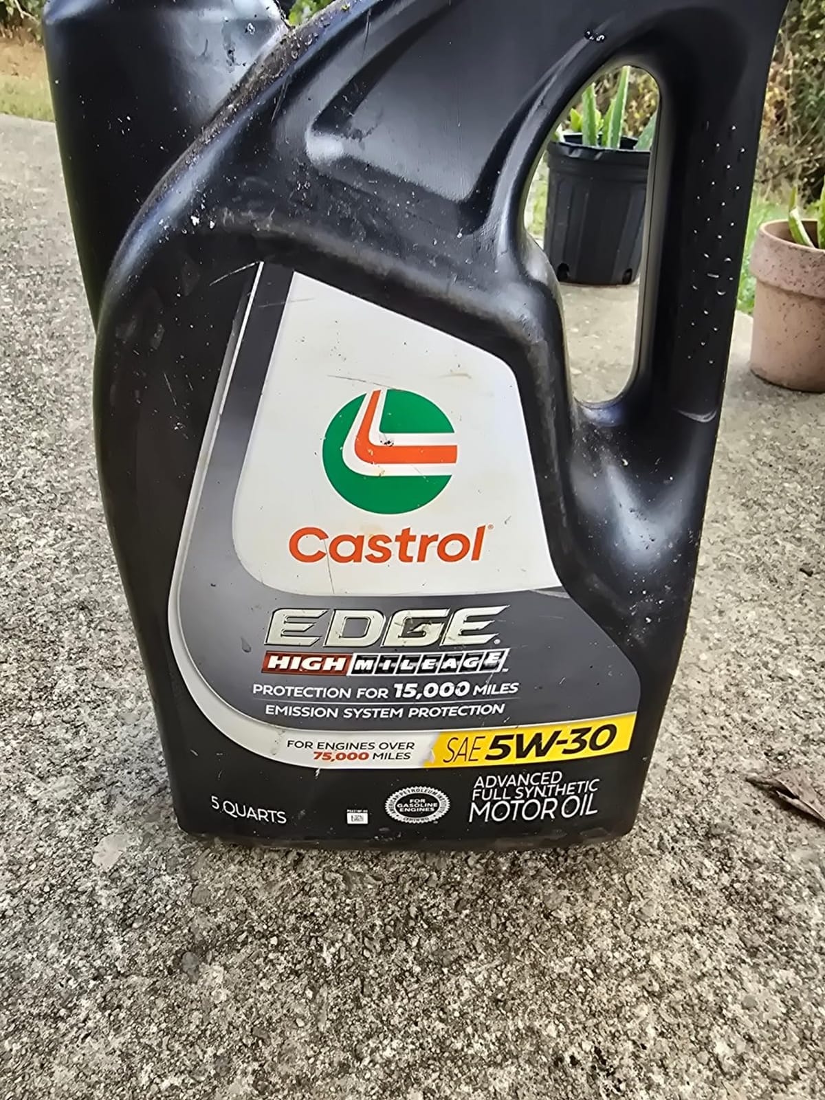 Castrol EDGE High Mileage 5W-30 Advanced Full Synthetic Motor Oil, 5 Quarts customer photo 2