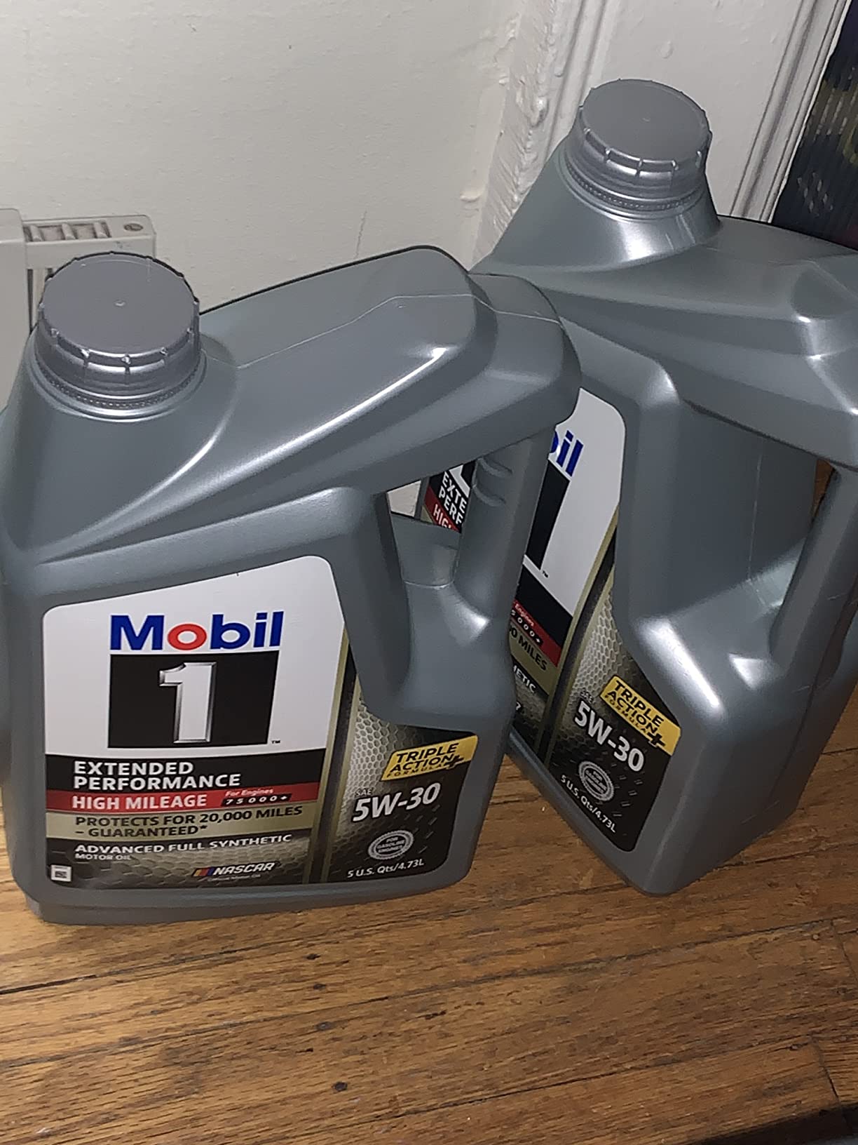 Mobil 1 Extended Performance High Mileage Full Synthetic Oil 5W-30, 5 Quart | 20,000-Mile Protection customer photo 1