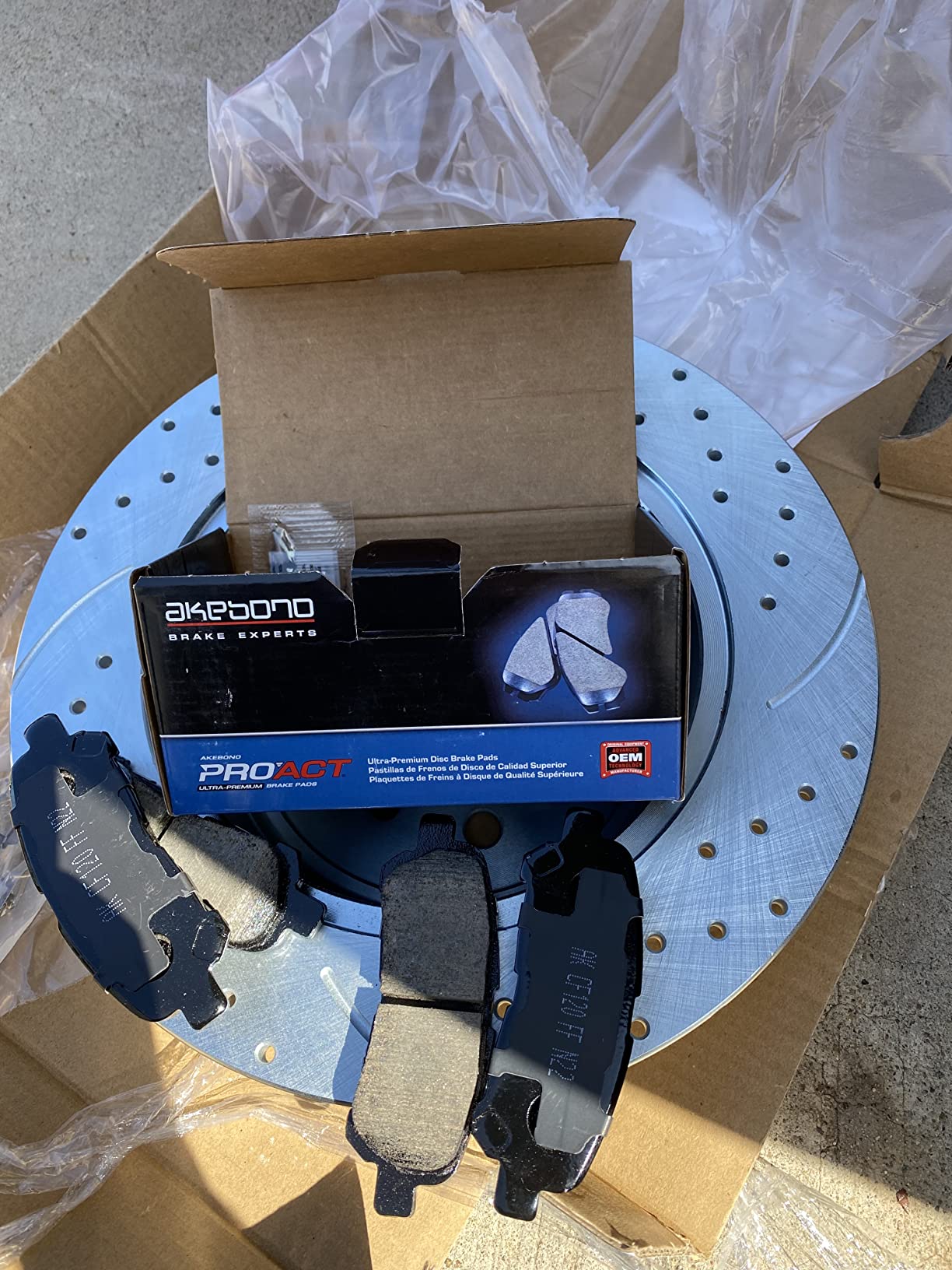 ACT1324A Ultra-Premium Ceramic Front Disc Brake Pads customer photo 1