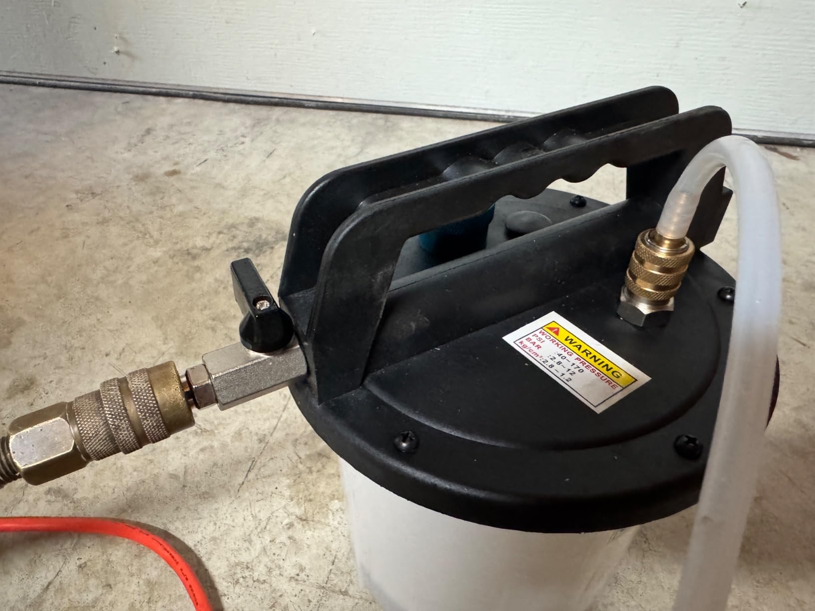 BILITOOLS 3L Universal Brake Bleeder Kit, Vacuum Brake Fluid Bleeding Tool | One Man Pneumatic Brake System customer photo 1