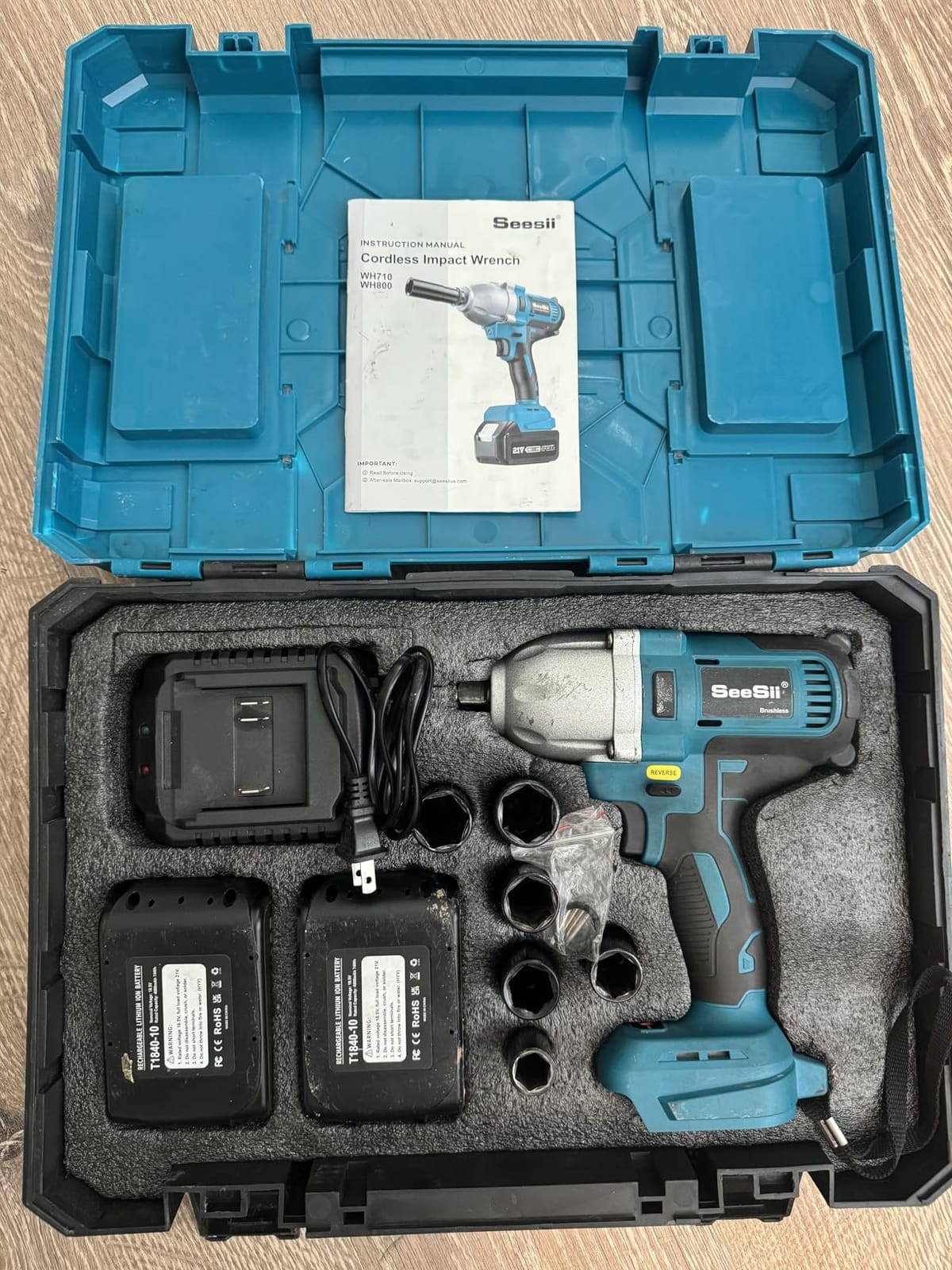 Seesii Impact Wrench 665 FT-LBS (900N.m) 3300IPM 1/2 Impact Gun High Torque Electric Impact Driver Cordless Impact Wrench with 21V 2x4.0Ah Battery, 6 Sockets & Case for Home Car Tire Lug Nut Removal customer photo 2
